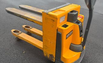 transpalette electrique Jungheinrich 2T - occasion transpalette electrique Jungheinrich 2T - occasion